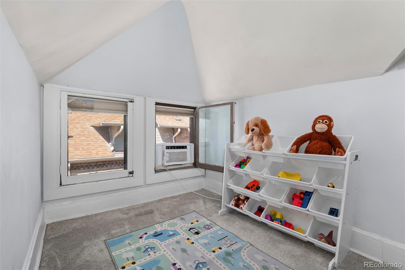 MLS Image #36 for 1351 n franklin street,denver, Colorado