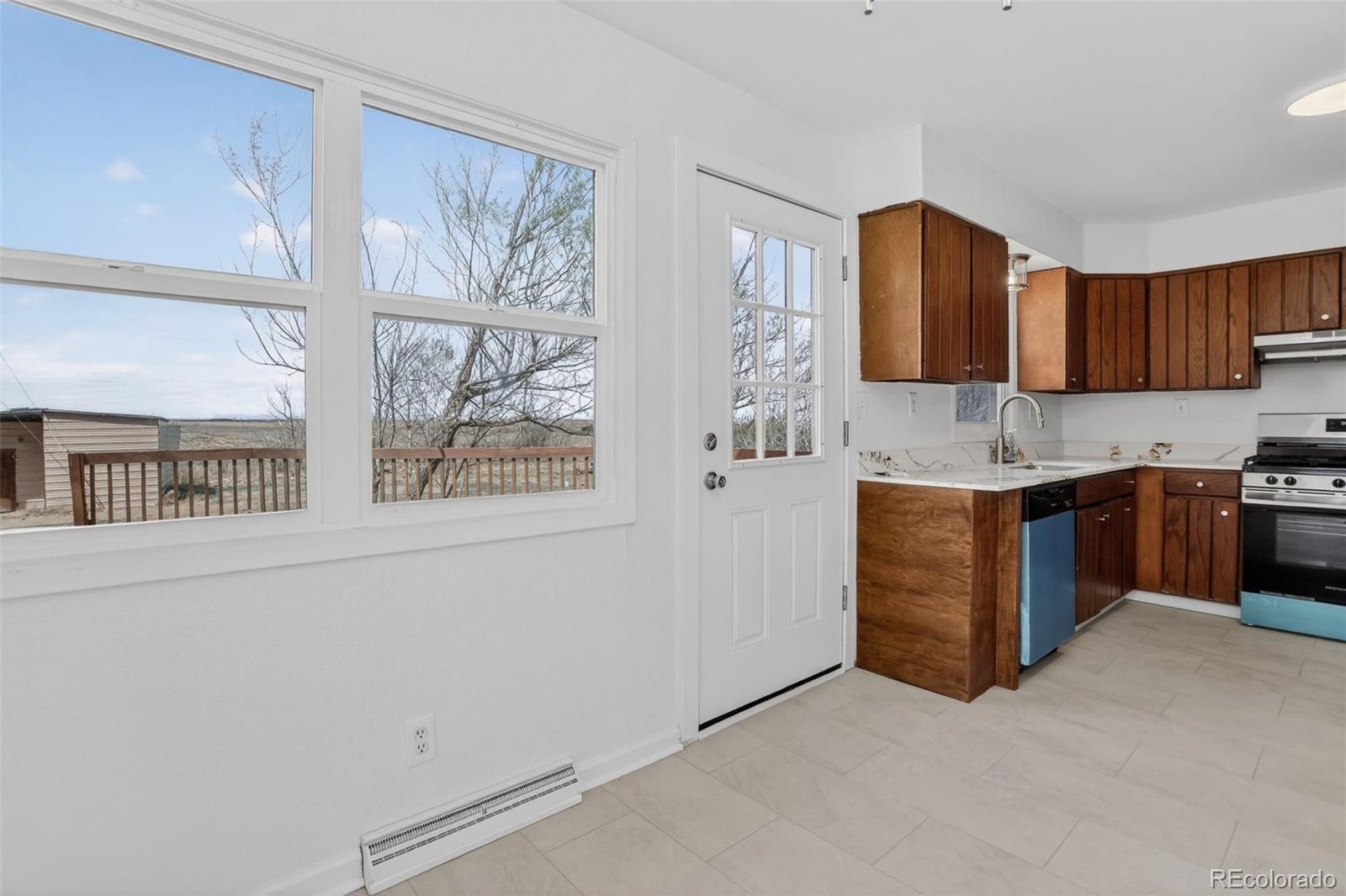 MLS Image #7 for 1991  gilmore street,watkins, Colorado