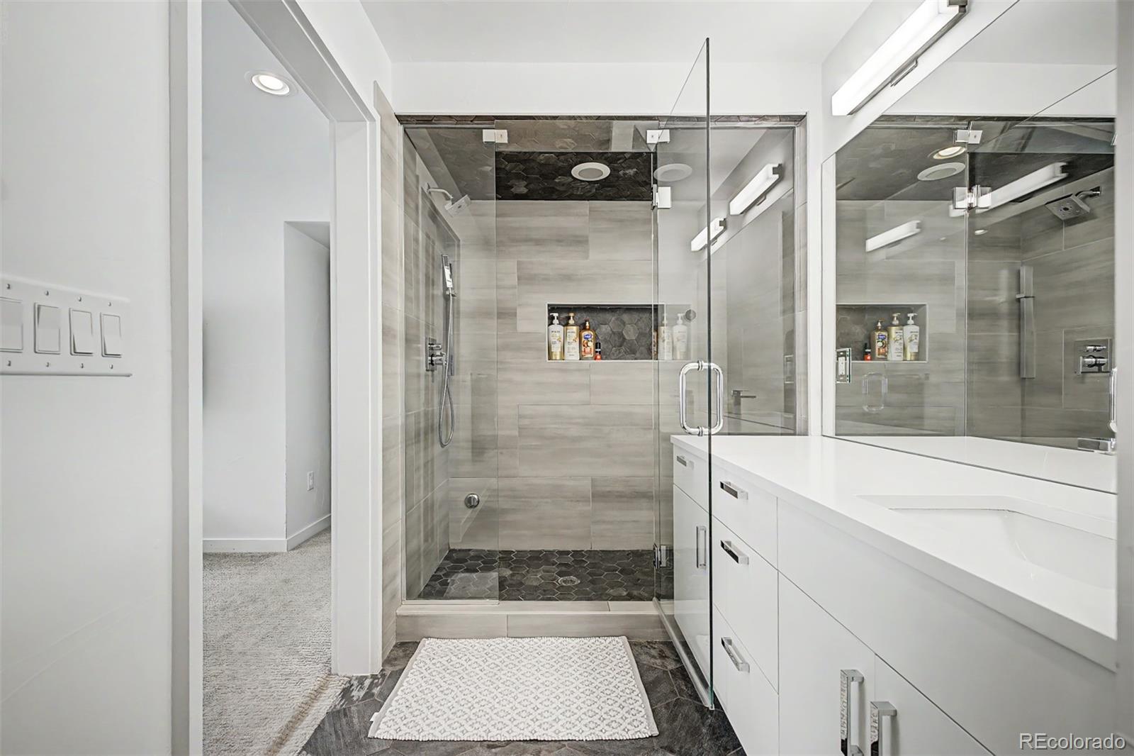 MLS Image #22 for 973  tennyson street,denver, Colorado