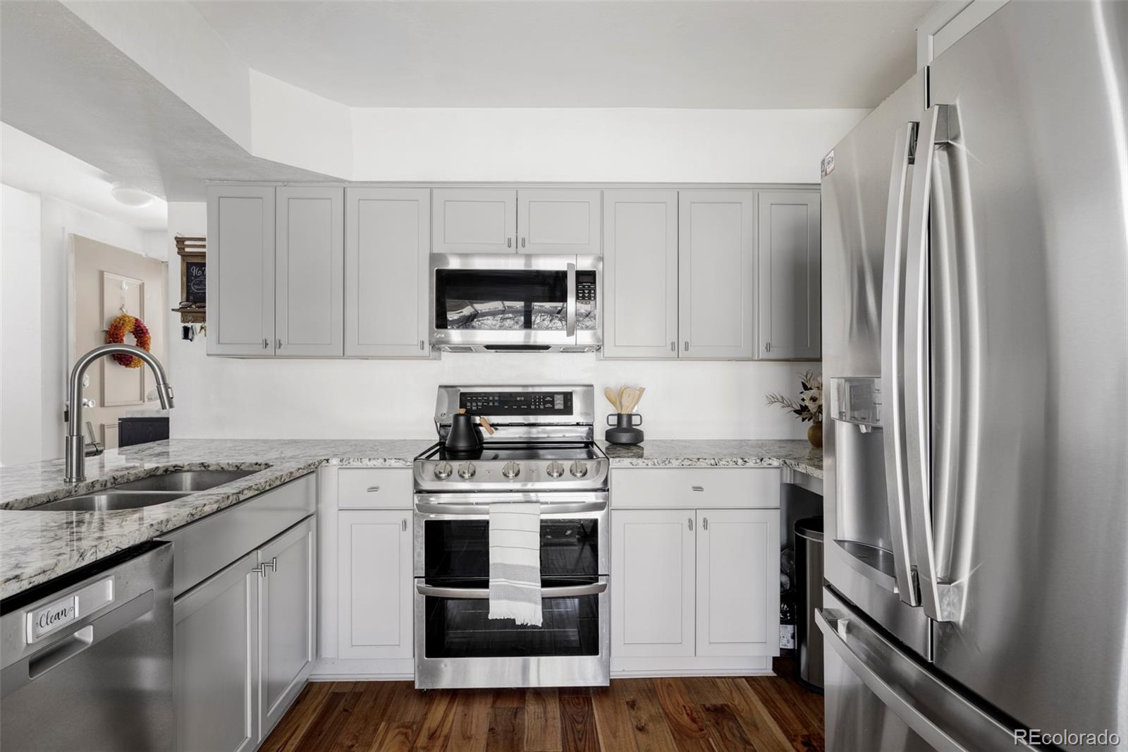 MLS Image #8 for 2645 s xanadu way b,aurora, Colorado