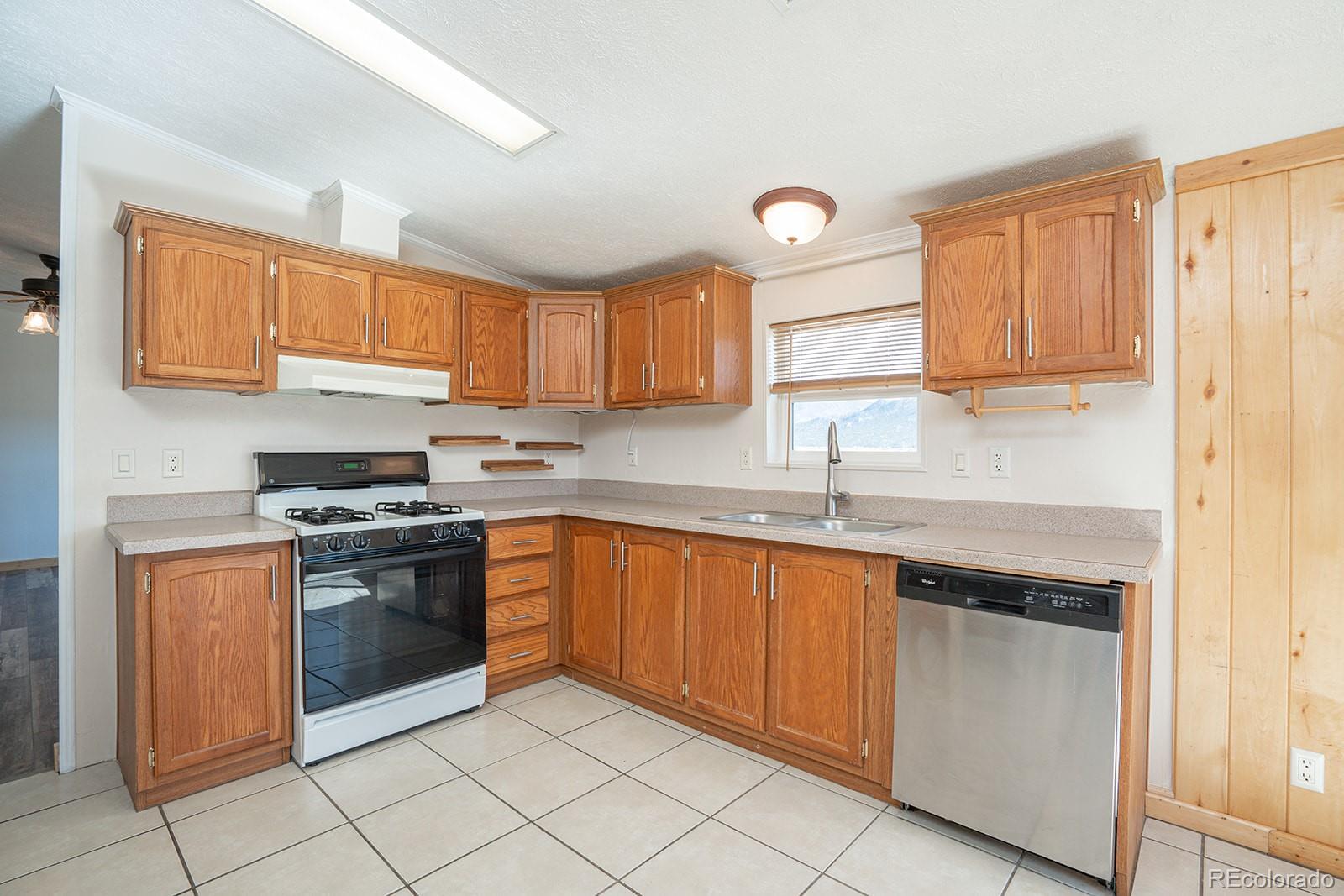 MLS Image #10 for 28829  castle rock circle,buena vista, Colorado