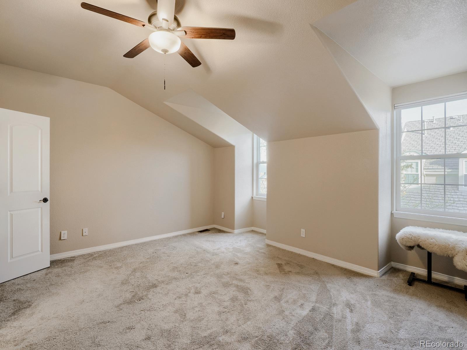 MLS Image #14 for 4545 s monaco street,denver, Colorado