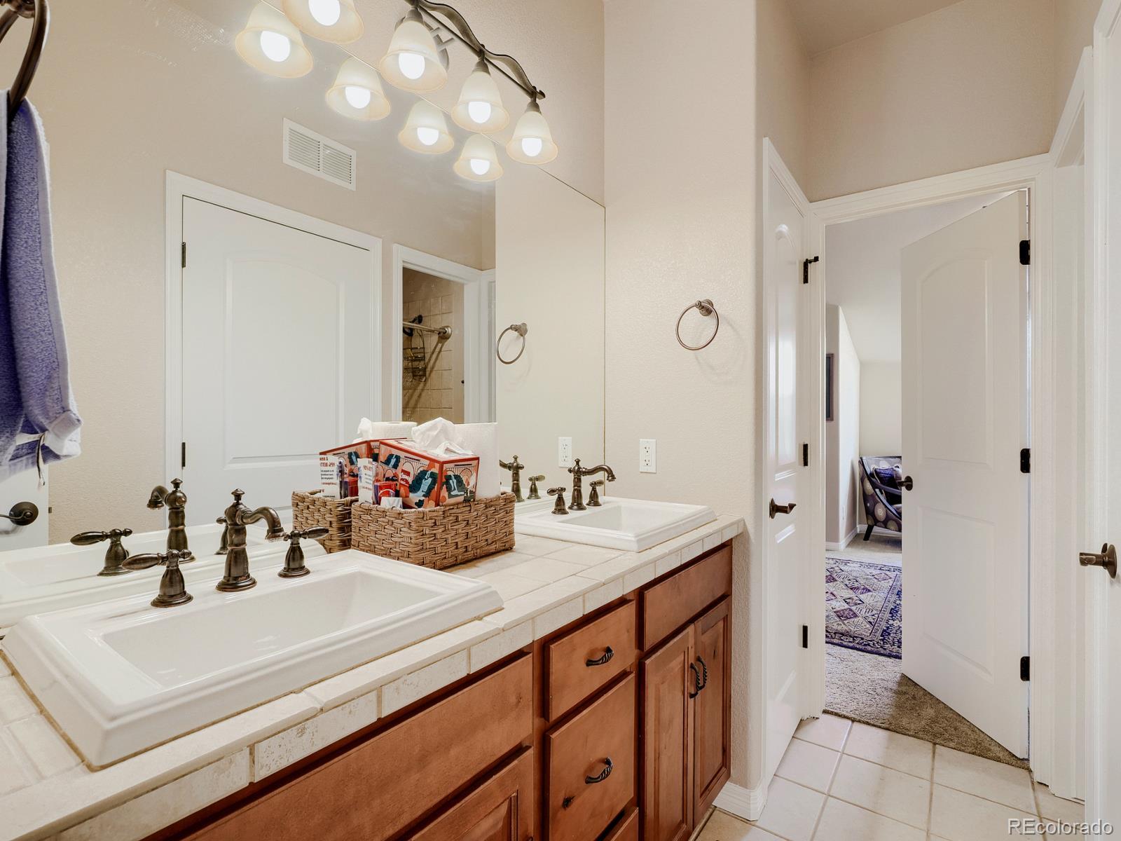 MLS Image #20 for 4545 s monaco street,denver, Colorado