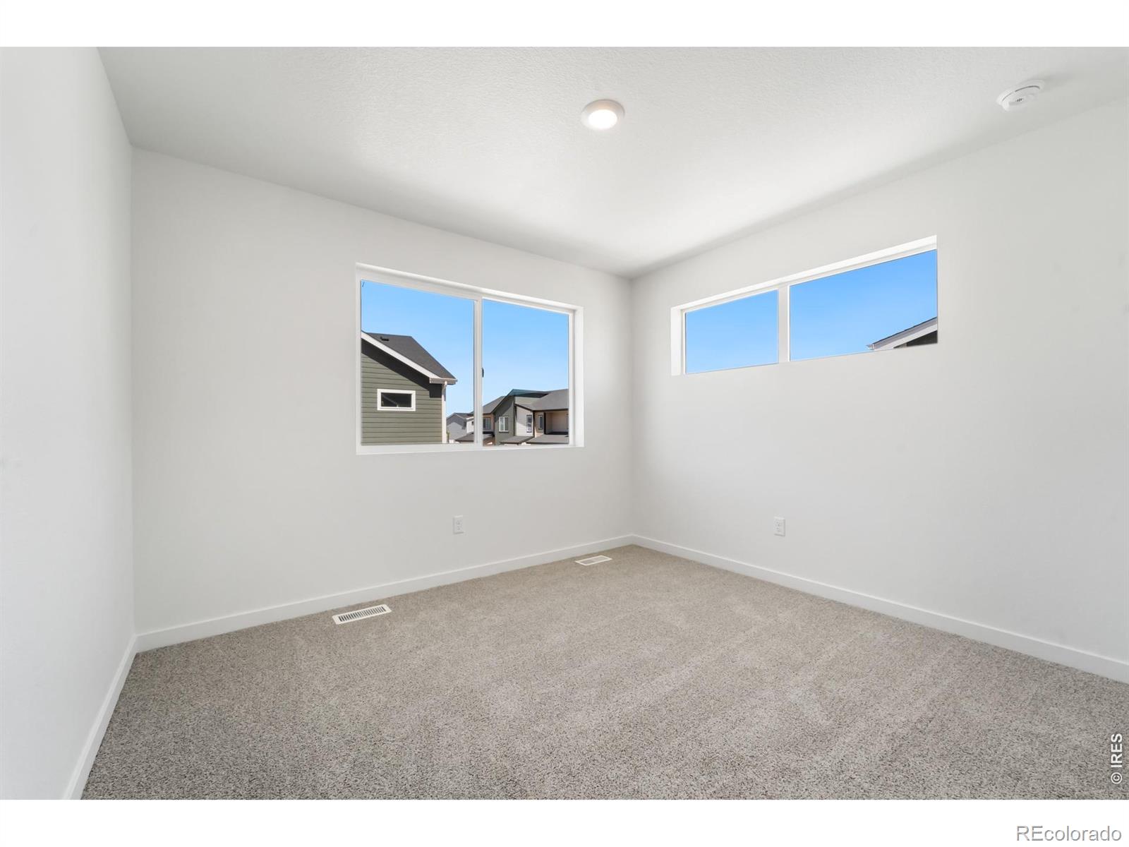 MLS Image #11 for 3836  pinnacles court,evans, Colorado