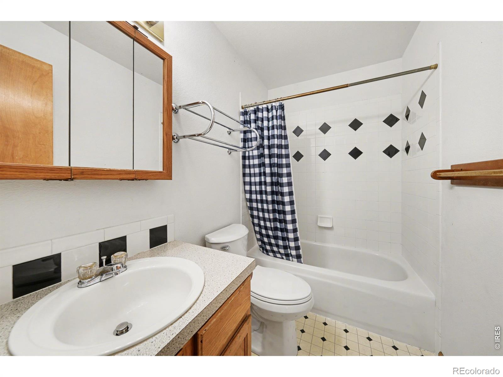 MLS Image #16 for 312  dean court,loveland, Colorado
