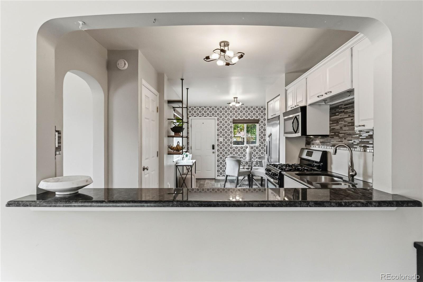 MLS Image #13 for 3511  newport street,denver, Colorado