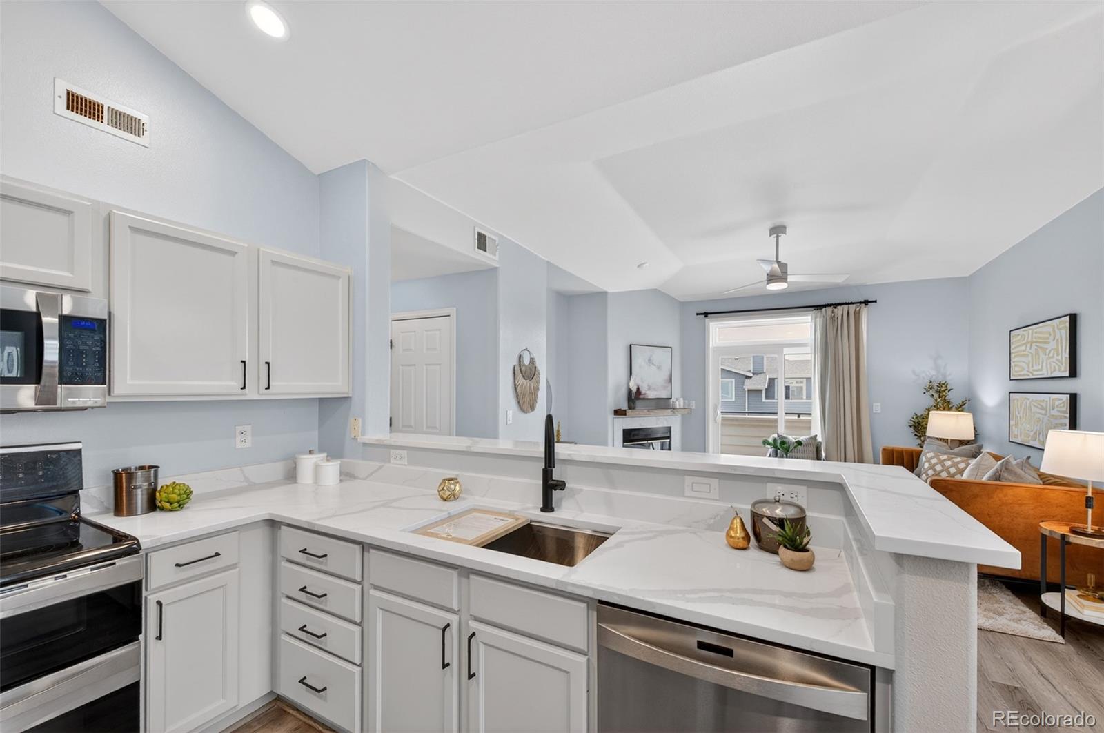 MLS Image #8 for 8500 e jefferson avenue 9h,denver, Colorado