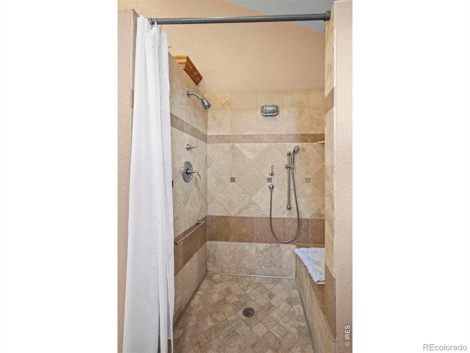 MLS Image #29 for 4398  carter trail,boulder, Colorado