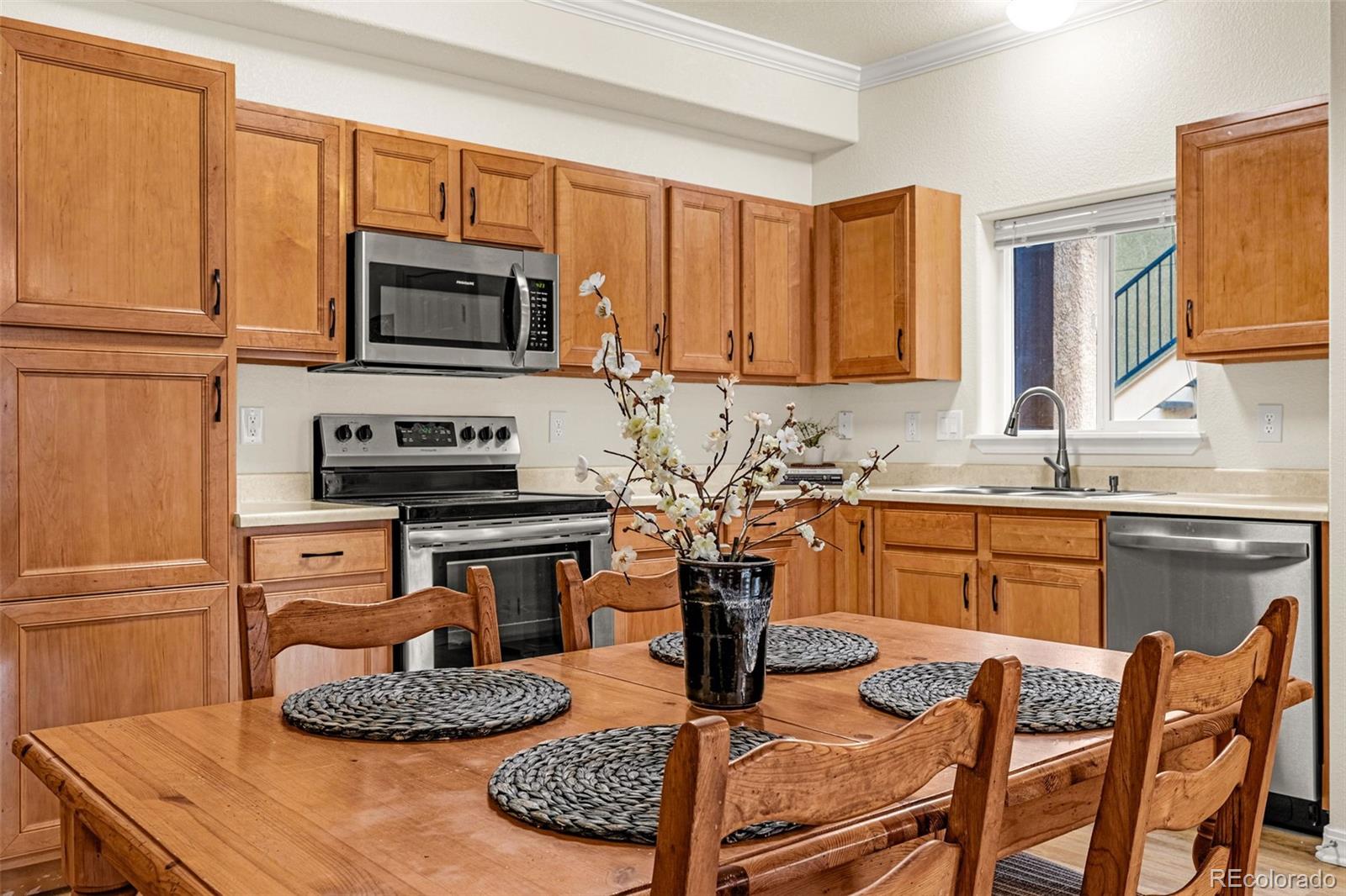 MLS Image #13 for 4888  kerry lynn view,colorado springs, Colorado