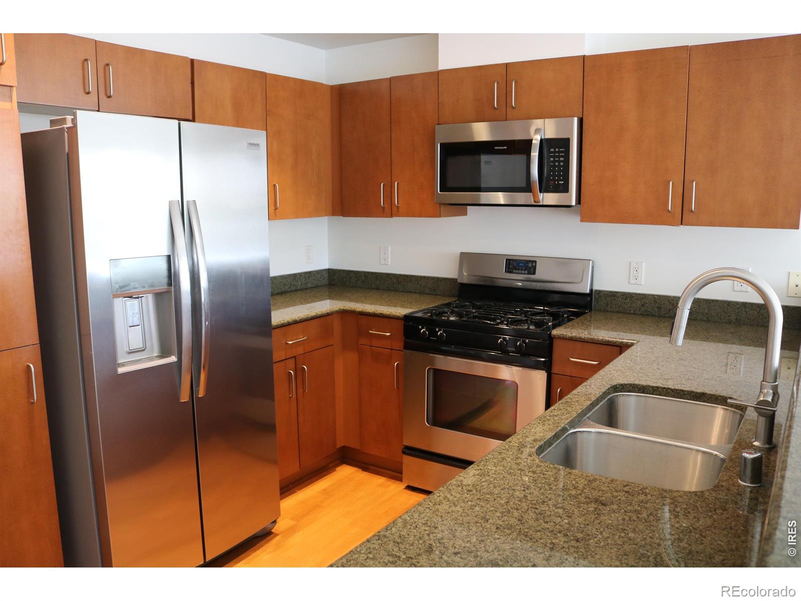 MLS Image #9 for 3601  arapahoe avenue,boulder, Colorado