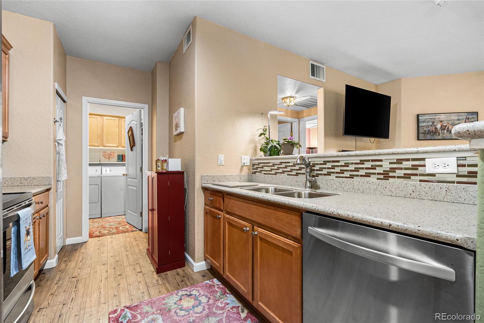 MLS Image #9 for 10239 w 55th drive 3,arvada, Colorado