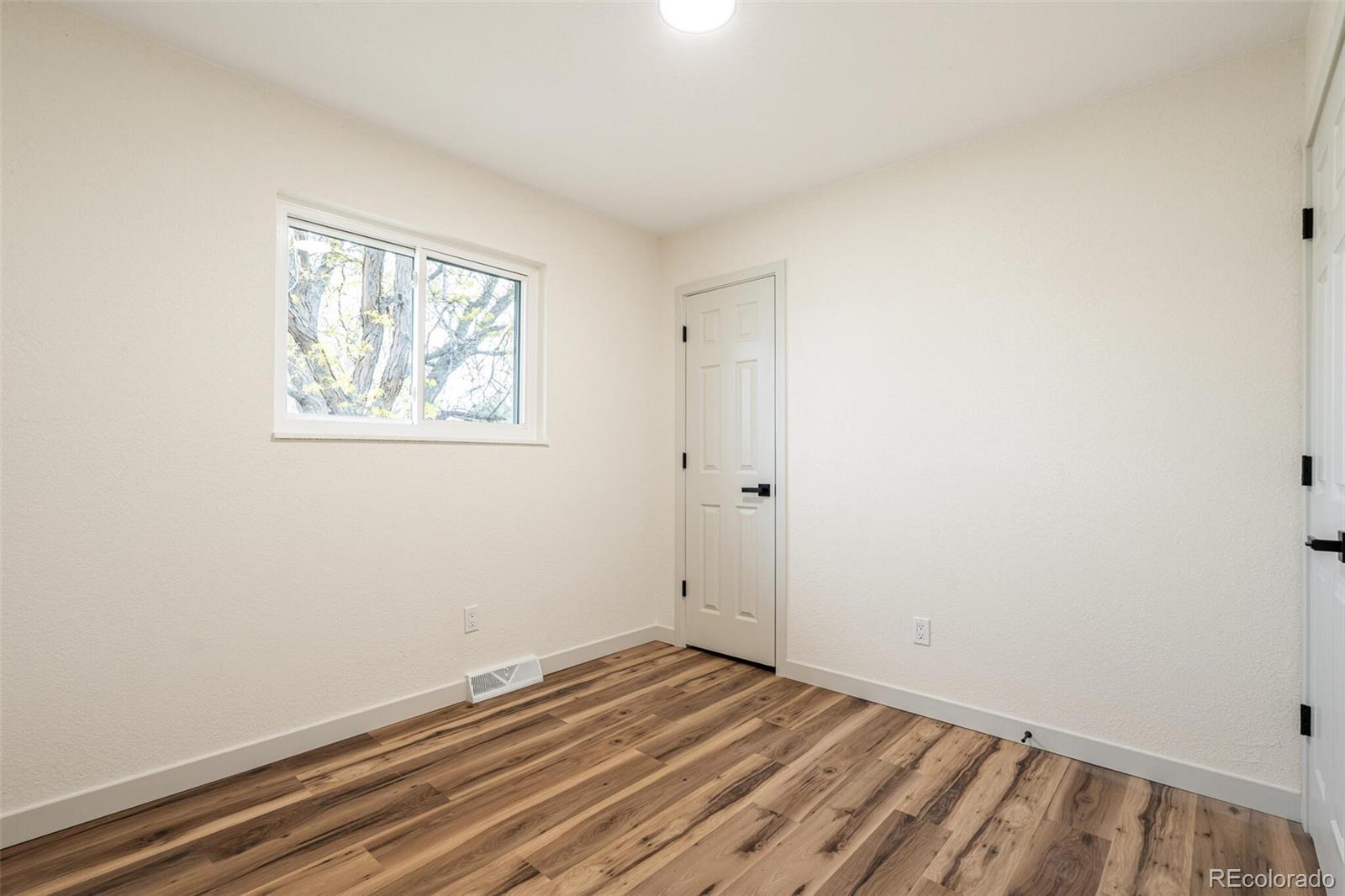 MLS Image #11 for 2040  mable avenue,denver, Colorado