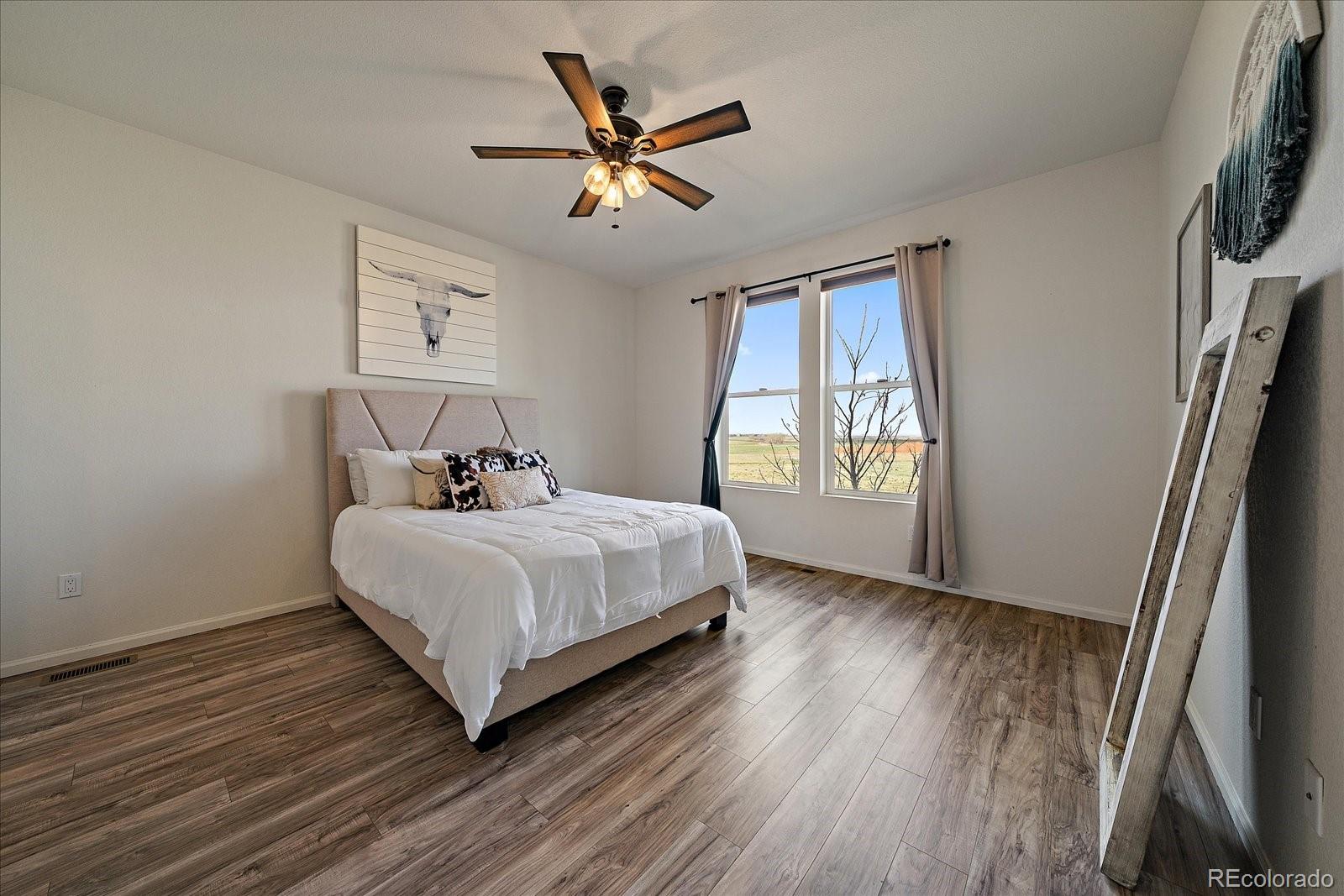 MLS Image #17 for 849 n vandriver way,aurora, Colorado