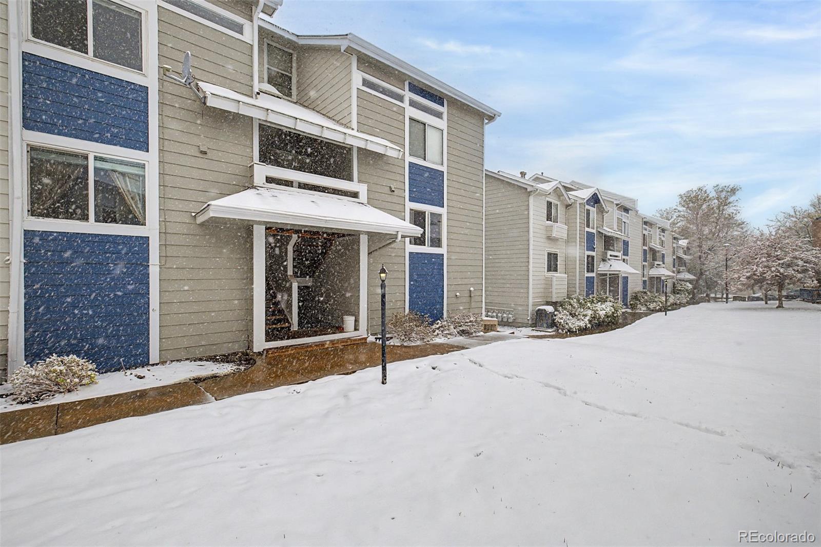 MLS Image #2 for 1342 s cathay court,aurora, Colorado
