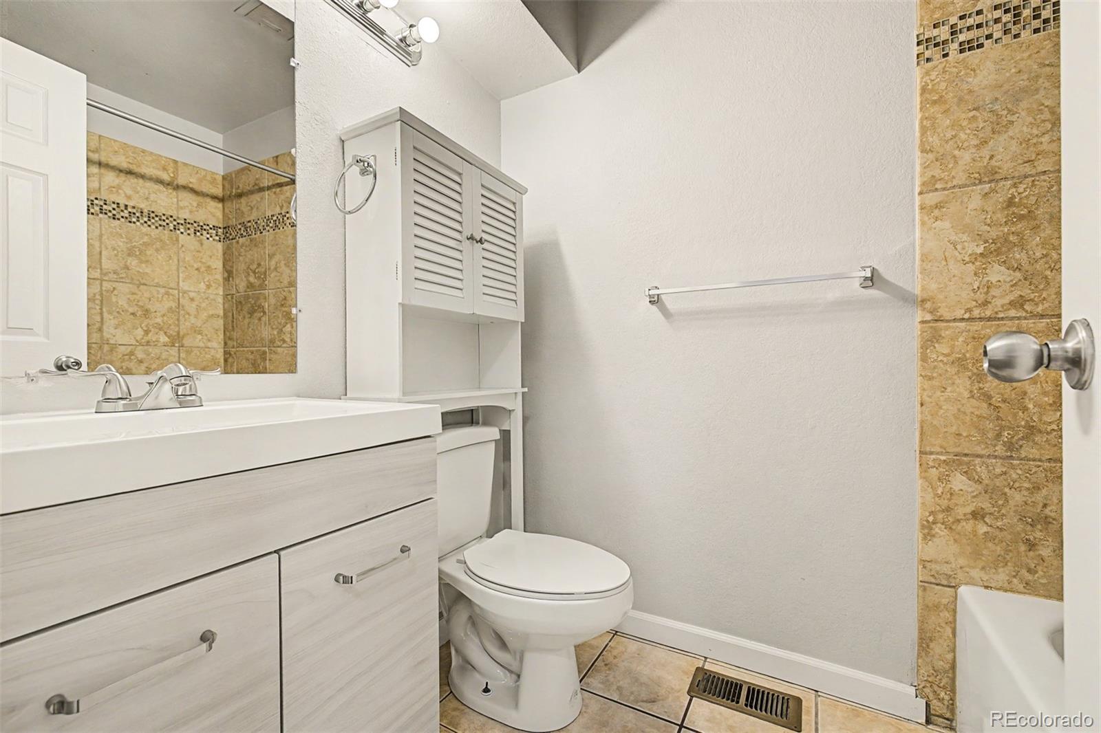MLS Image #31 for 1342 s cathay court,aurora, Colorado