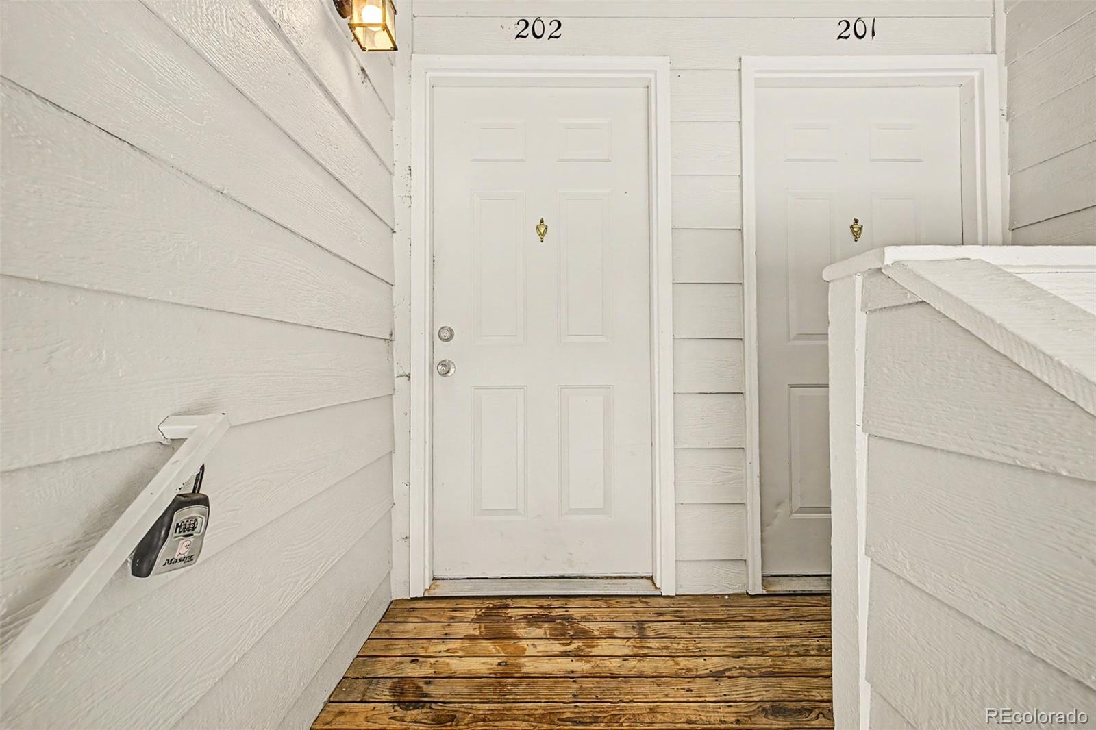 MLS Image #4 for 1342 s cathay court,aurora, Colorado
