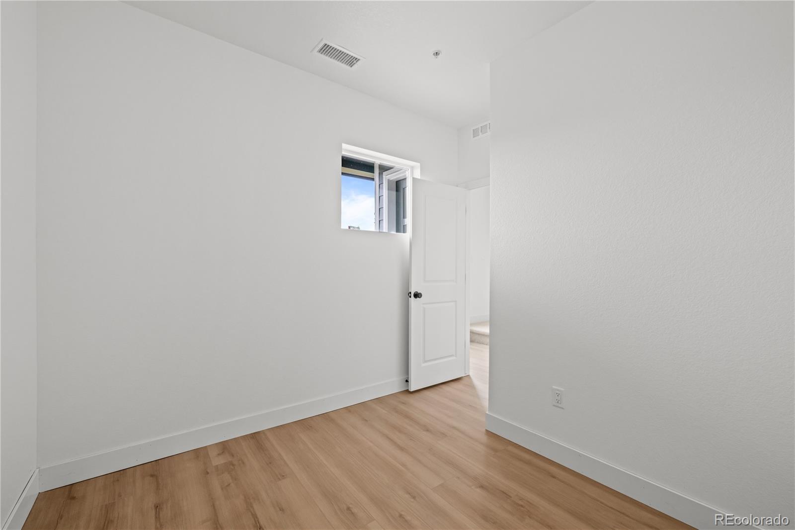 MLS Image #5 for 2736 w 68th avenue,denver, Colorado