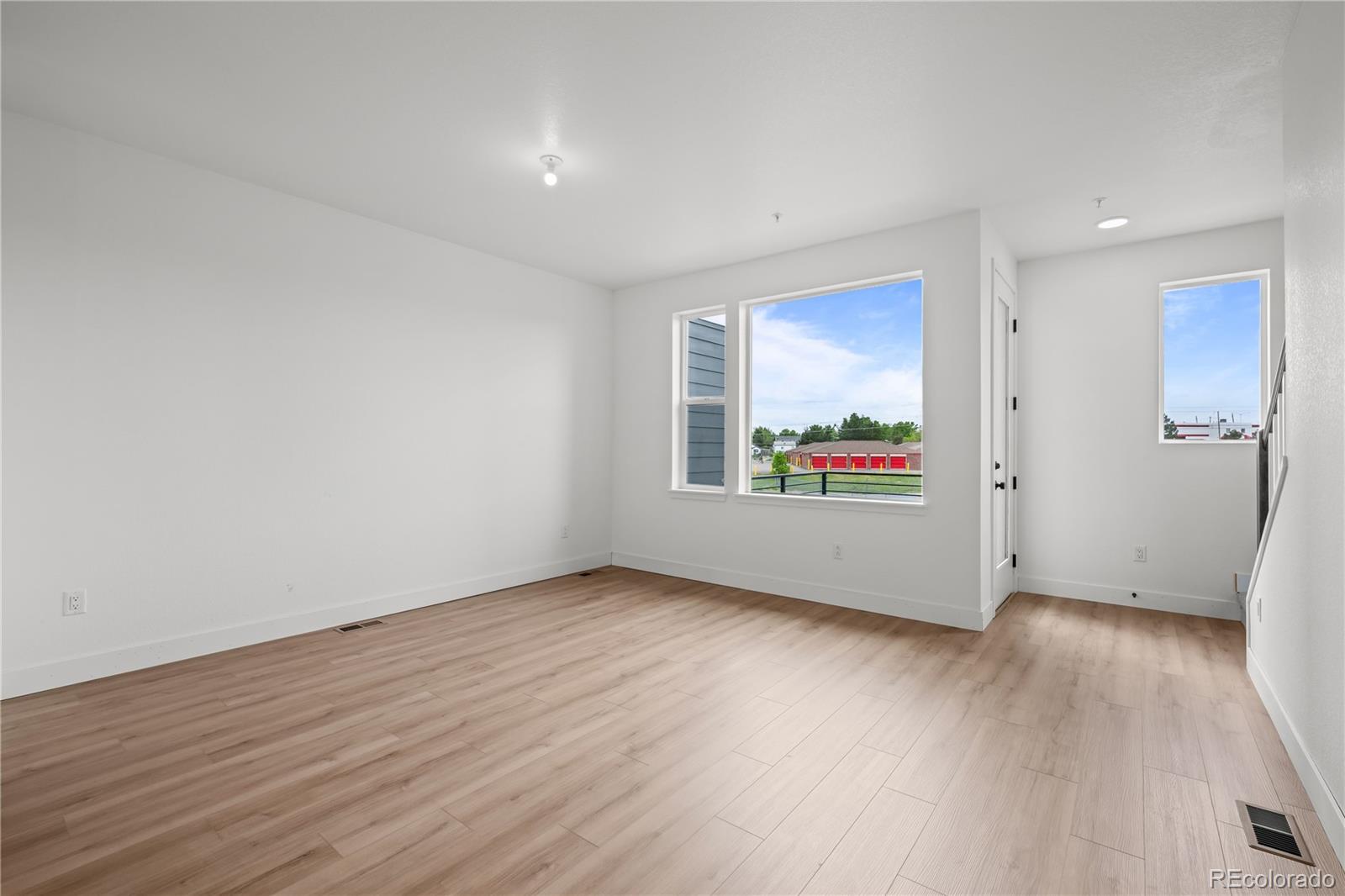 MLS Image #6 for 2736 w 68th avenue,denver, Colorado