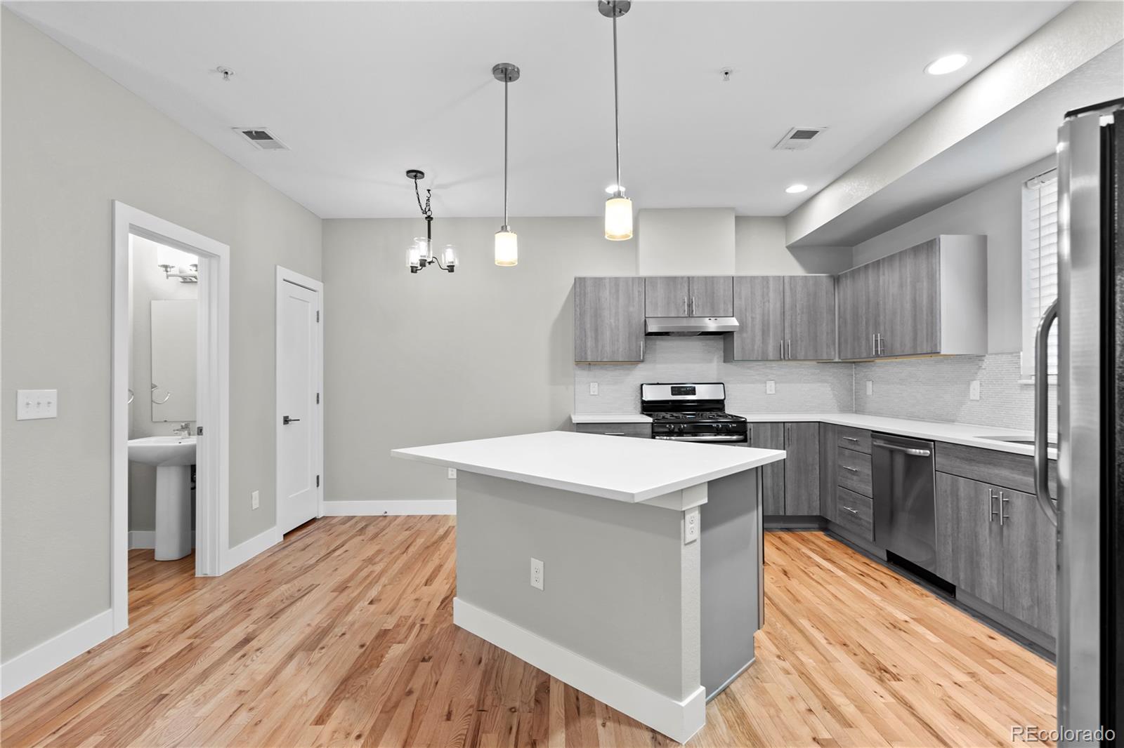 MLS Image #9 for 3521 w 16th avenue ,denver, Colorado