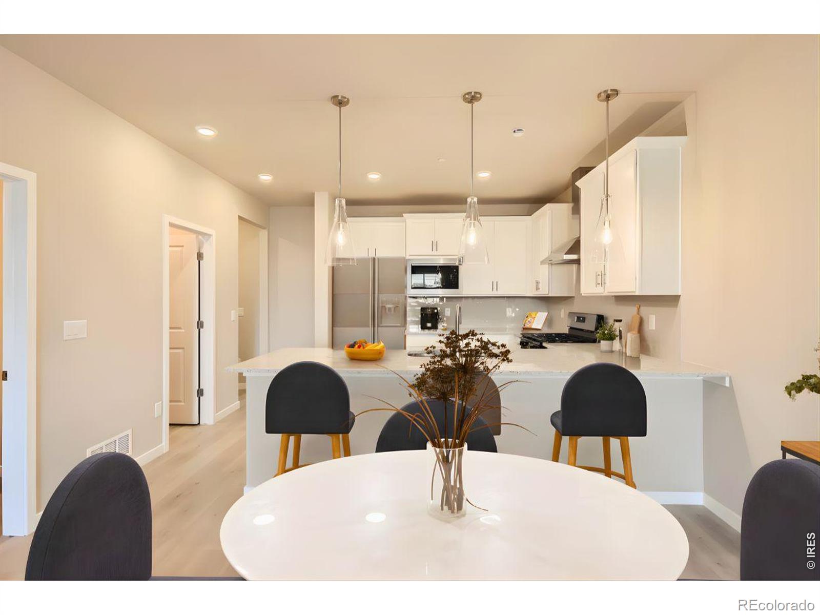 MLS Image #4 for 2848  bear springs circle,longmont, Colorado
