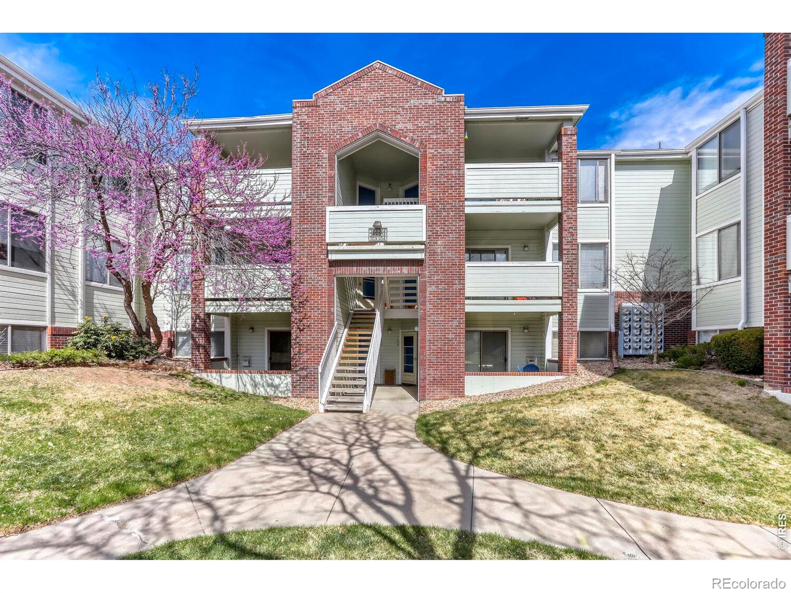 MLS Image #1 for 33 s boulder circle,boulder, Colorado