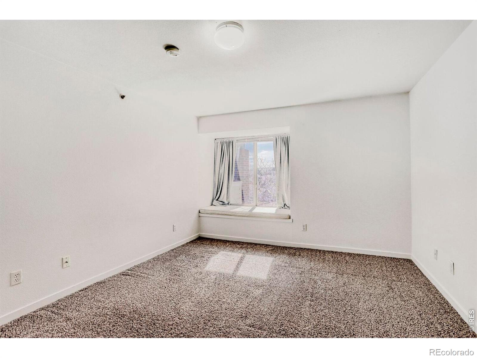 MLS Image #15 for 33 s boulder circle,boulder, Colorado
