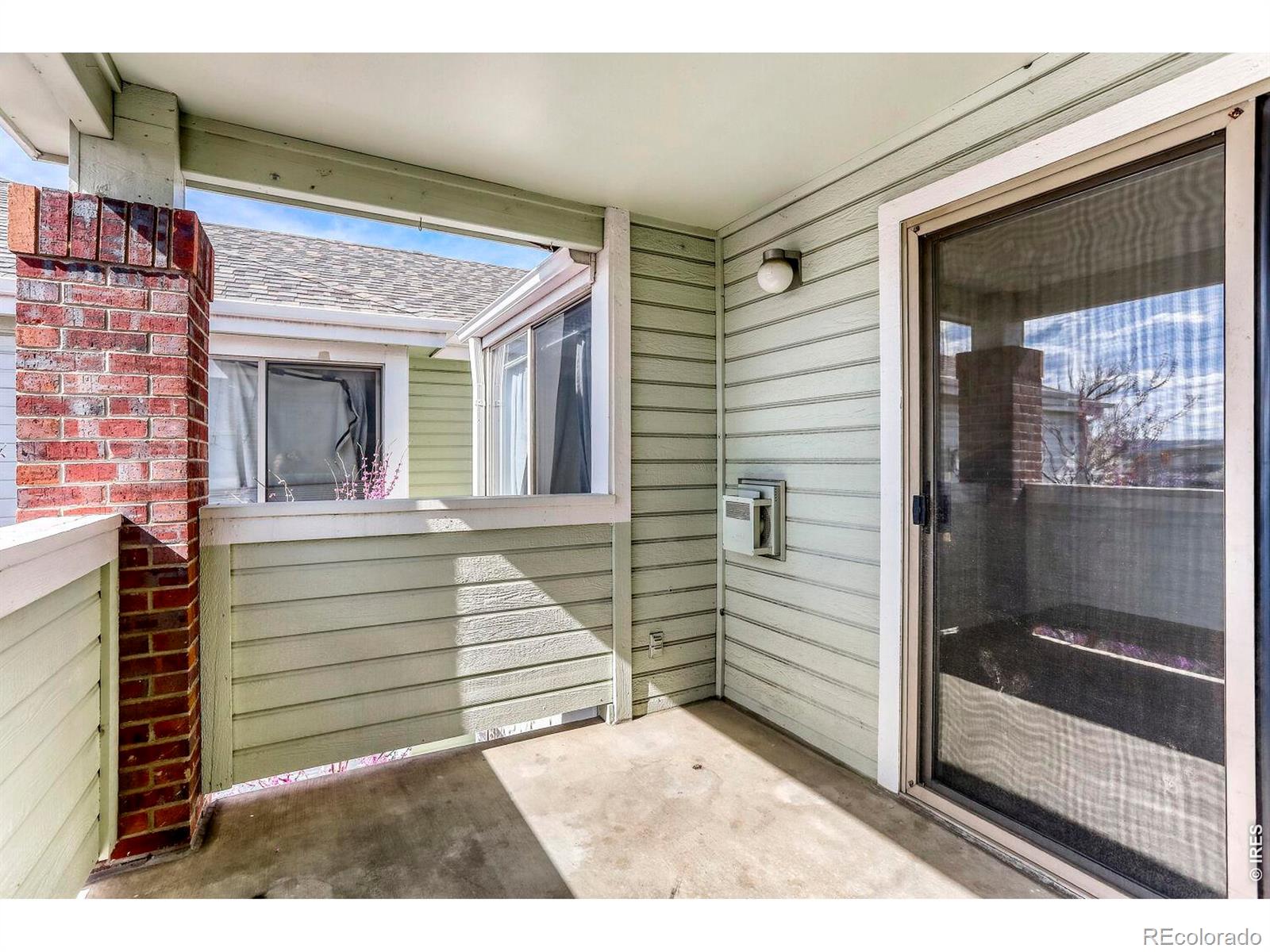 MLS Image #19 for 33 s boulder circle,boulder, Colorado