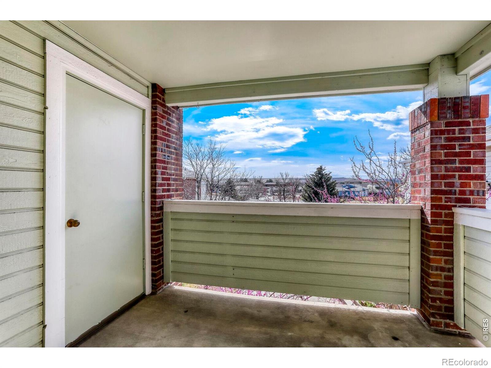 MLS Image #20 for 33 s boulder circle,boulder, Colorado