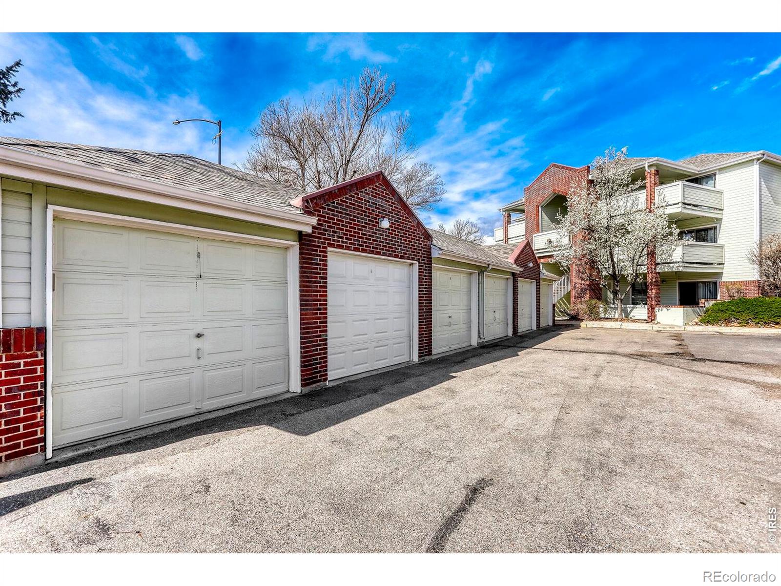 MLS Image #26 for 33 s boulder circle,boulder, Colorado
