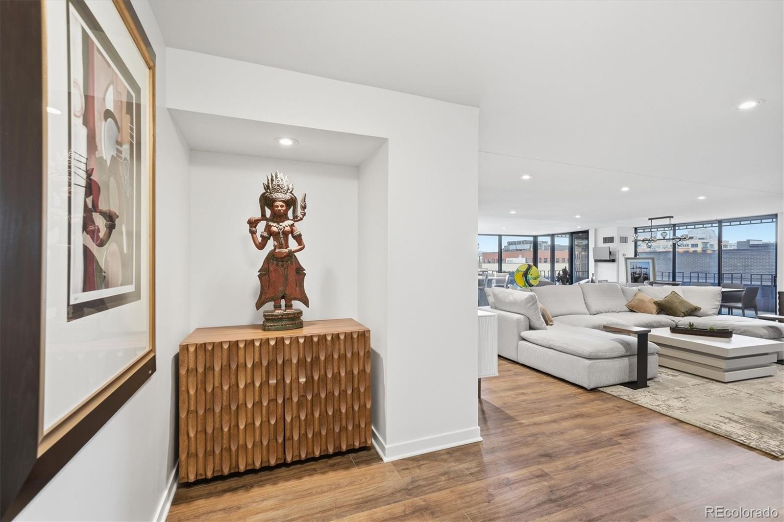 MLS Image #8 for 1551  larimer street 401,denver, Colorado