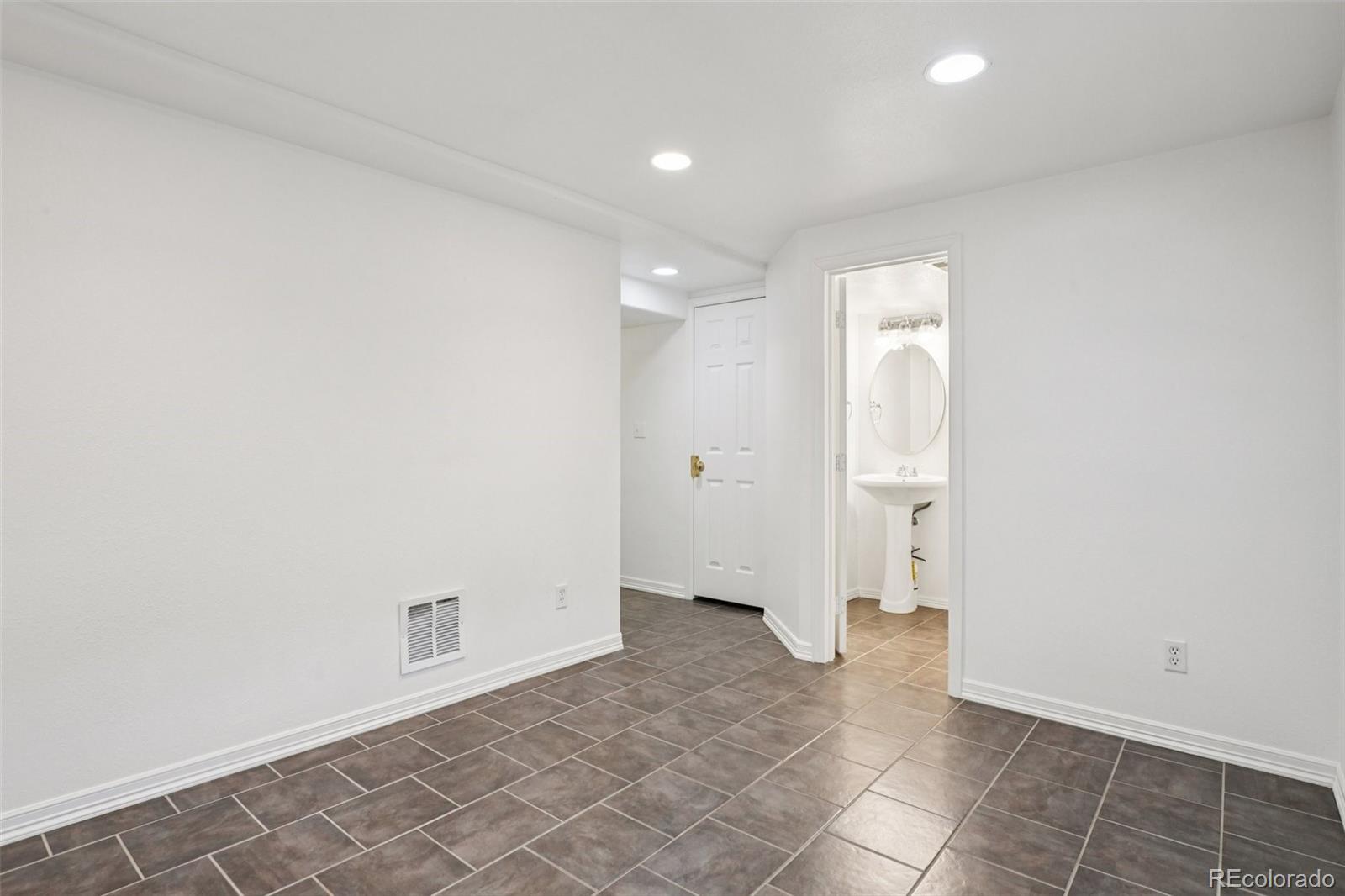 MLS Image #34 for 15178 e jefferson place ,aurora, Colorado