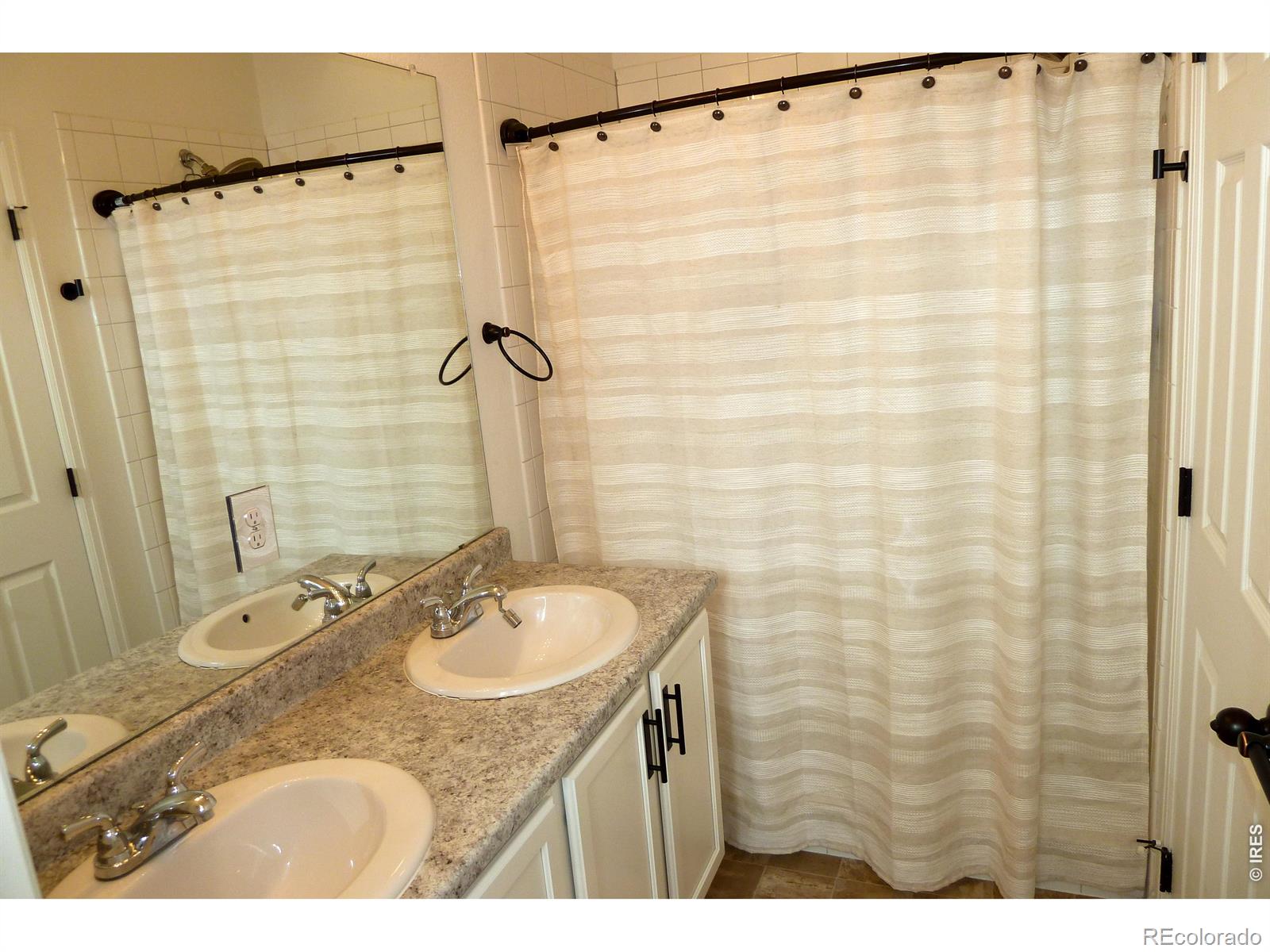 MLS Image #14 for 44 n trussville street,aurora, Colorado