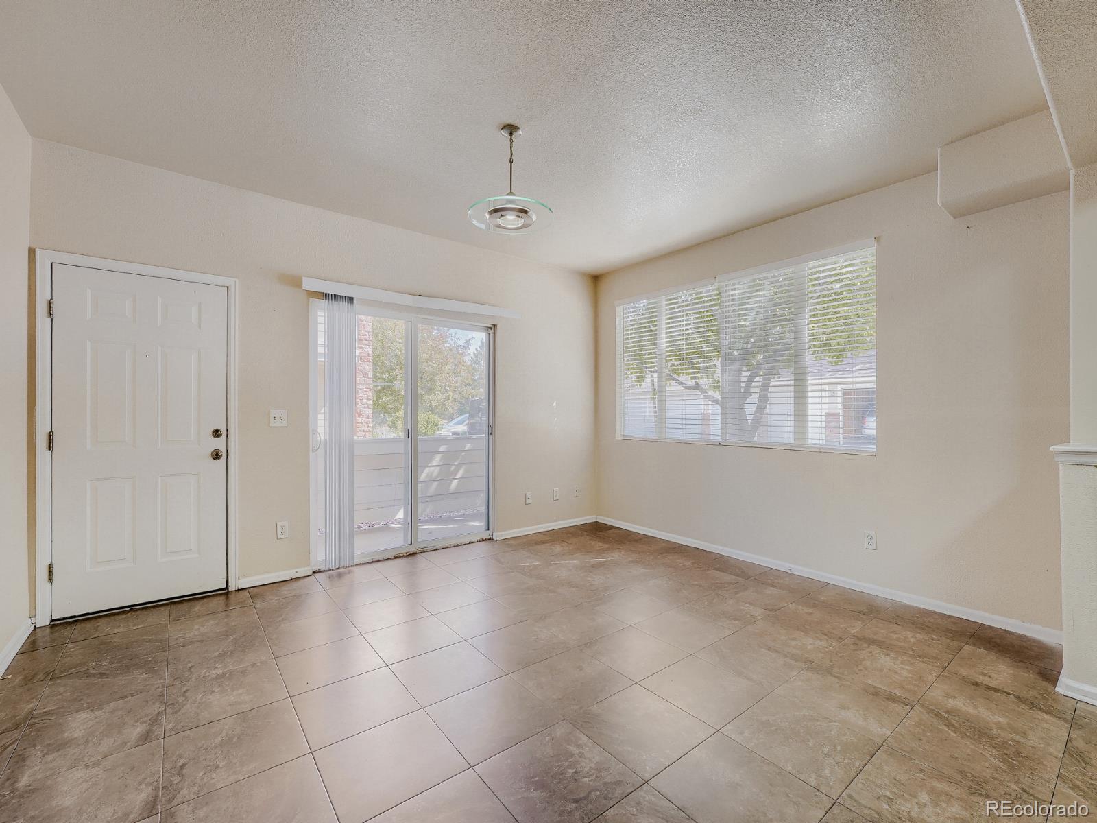 MLS Image #2 for 16821 e hawaii drive,aurora, Colorado
