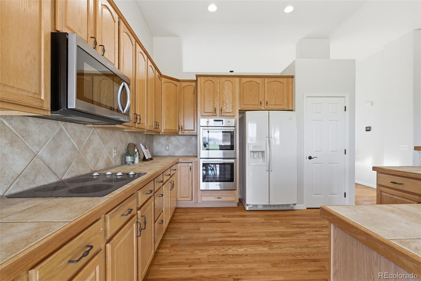 MLS Image #13 for 879  glenarbor circle,longmont, Colorado
