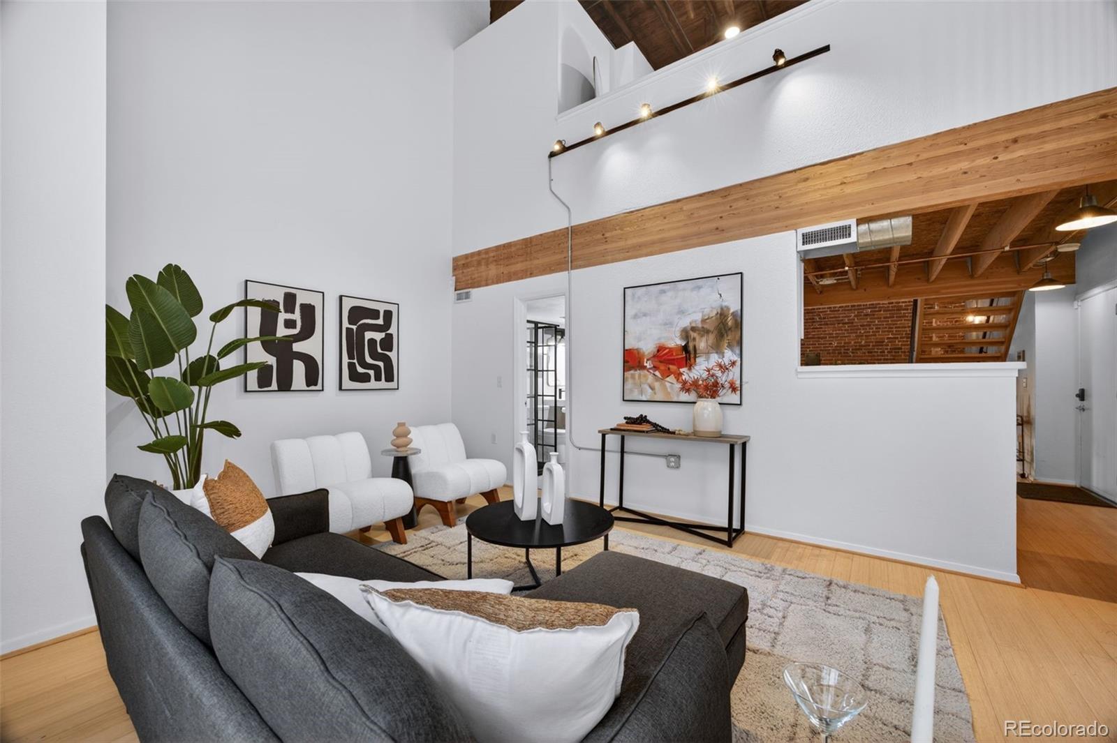 MLS Image #14 for 3225  blake street 20,denver, Colorado