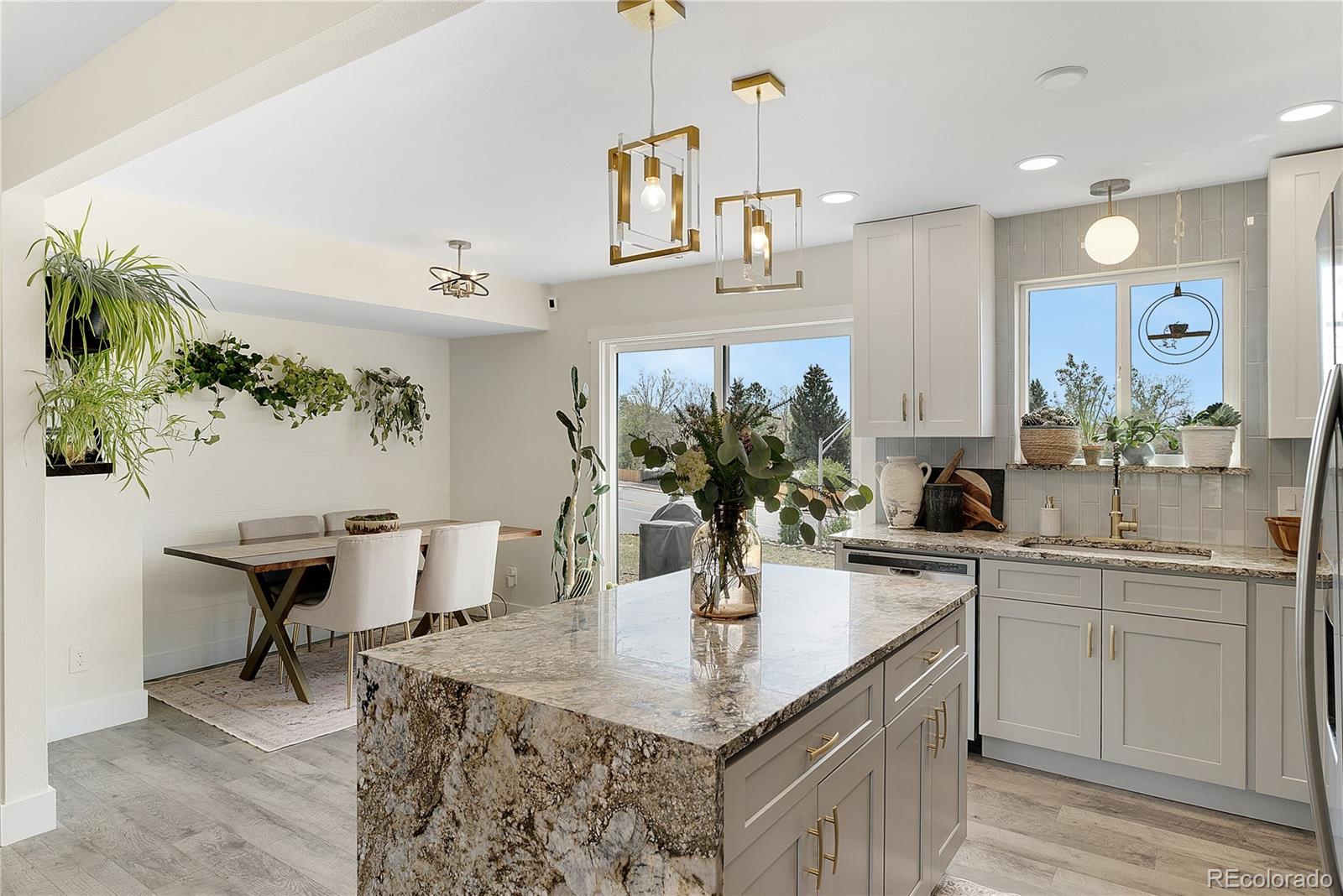 MLS Image #4 for 4465 s eagle circle,aurora, Colorado