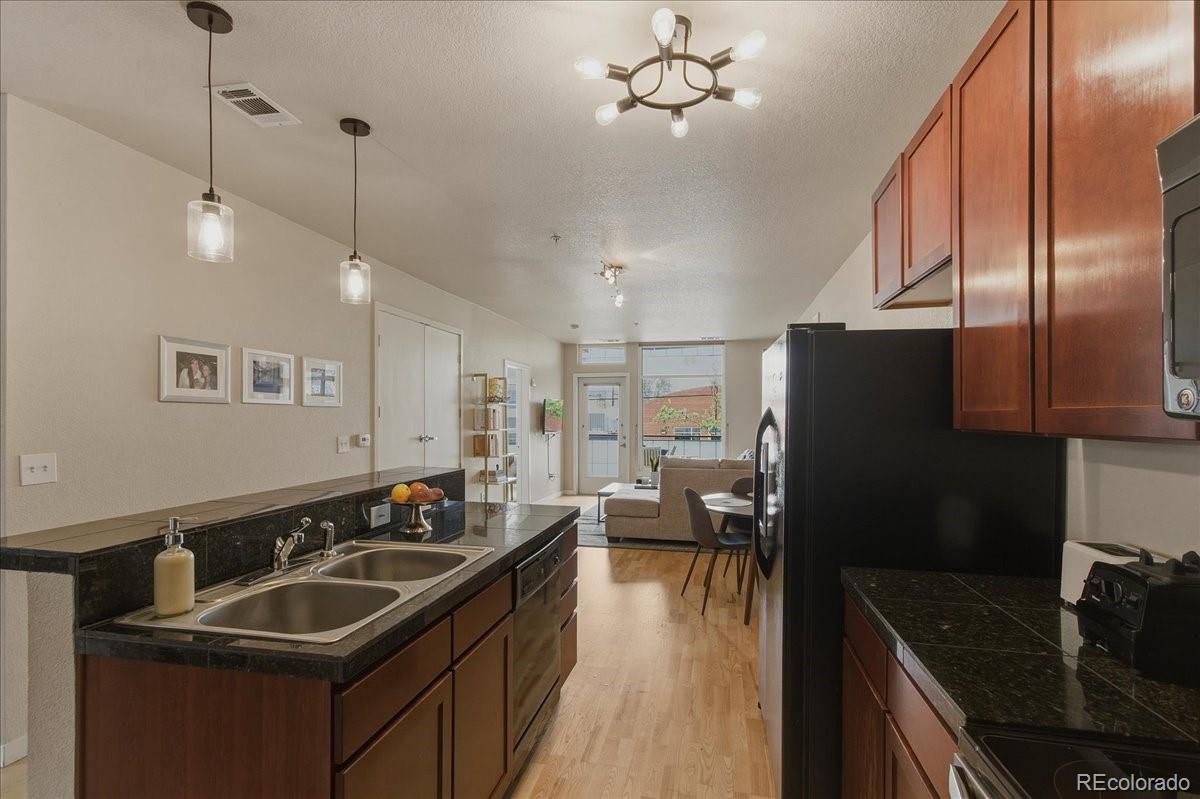 MLS Image #7 for 3101  blake street,denver, Colorado