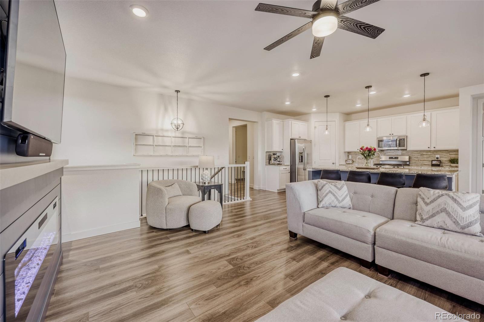 MLS Image #5 for 10997  memphis street,commerce city, Colorado