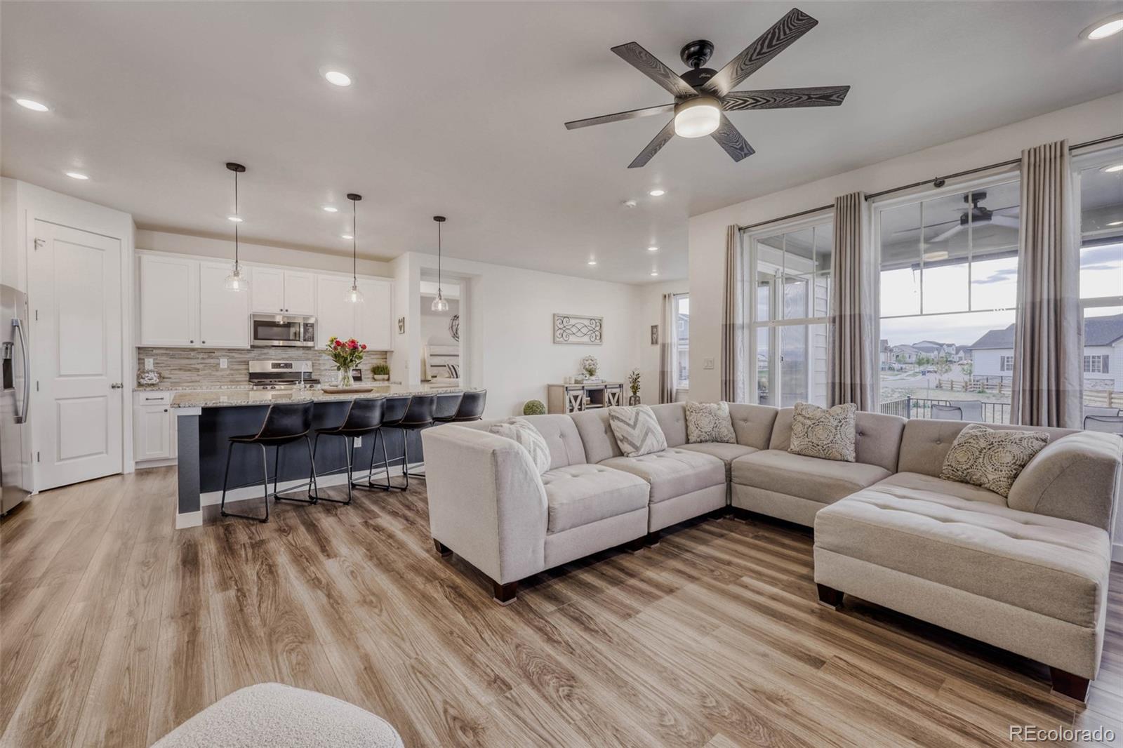 MLS Image #6 for 10997  memphis street,commerce city, Colorado
