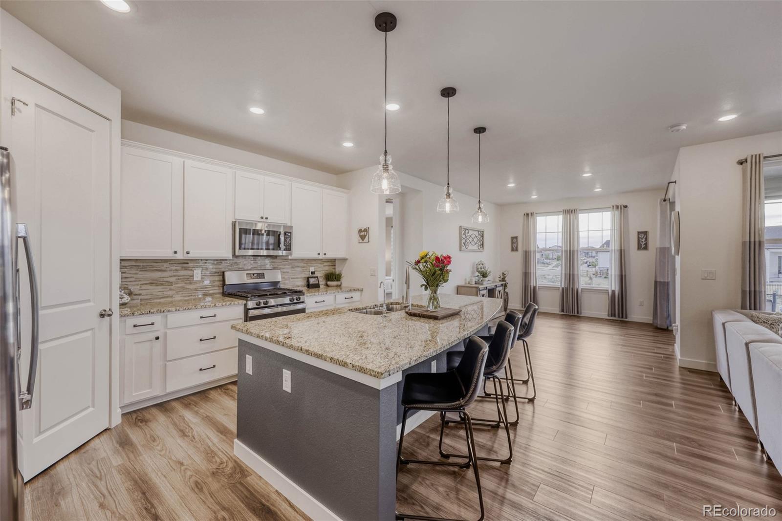 MLS Image #8 for 10997  memphis street,commerce city, Colorado