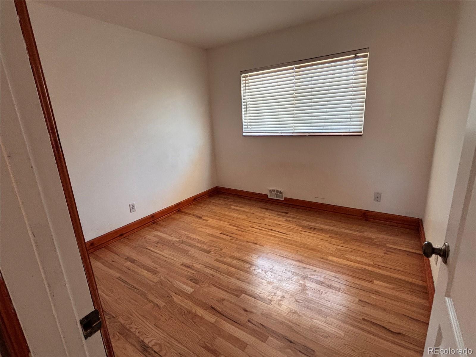 MLS Image #13 for 2771 s perry street,denver, Colorado