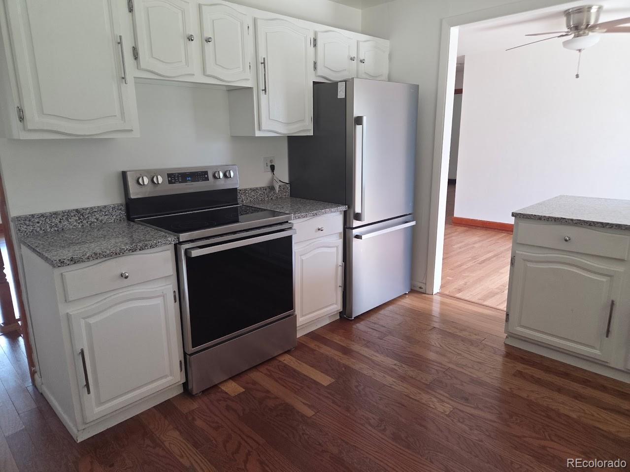 MLS Image #2 for 2771 s perry street,denver, Colorado