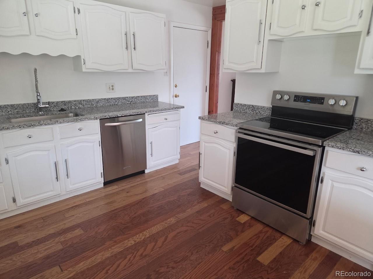 MLS Image #3 for 2771 s perry street,denver, Colorado