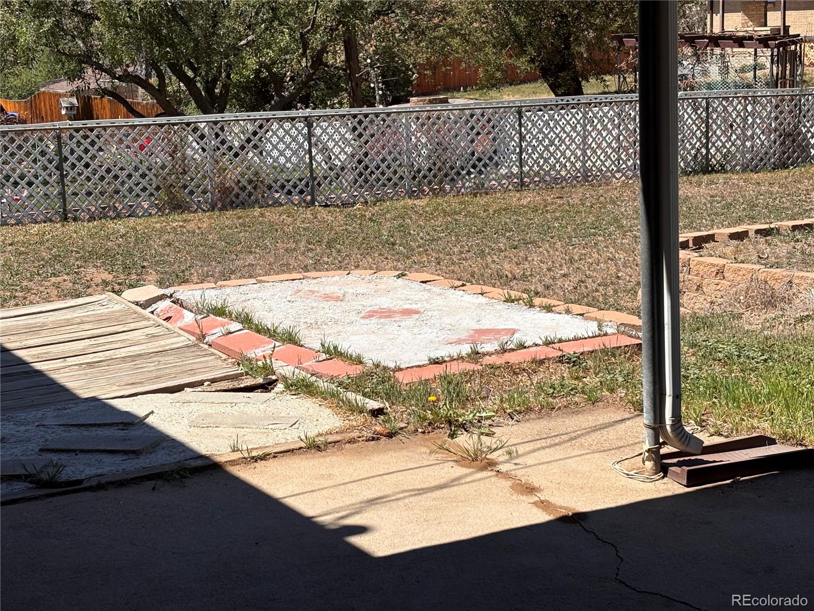 MLS Image #31 for 2771 s perry street,denver, Colorado
