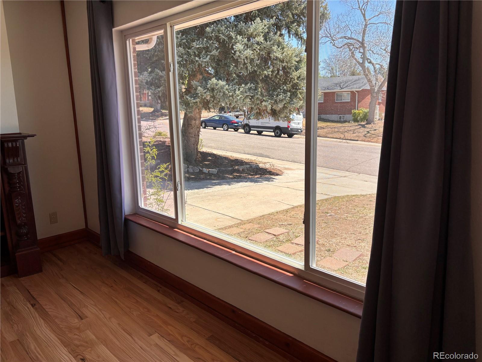 MLS Image #5 for 2771 s perry street,denver, Colorado