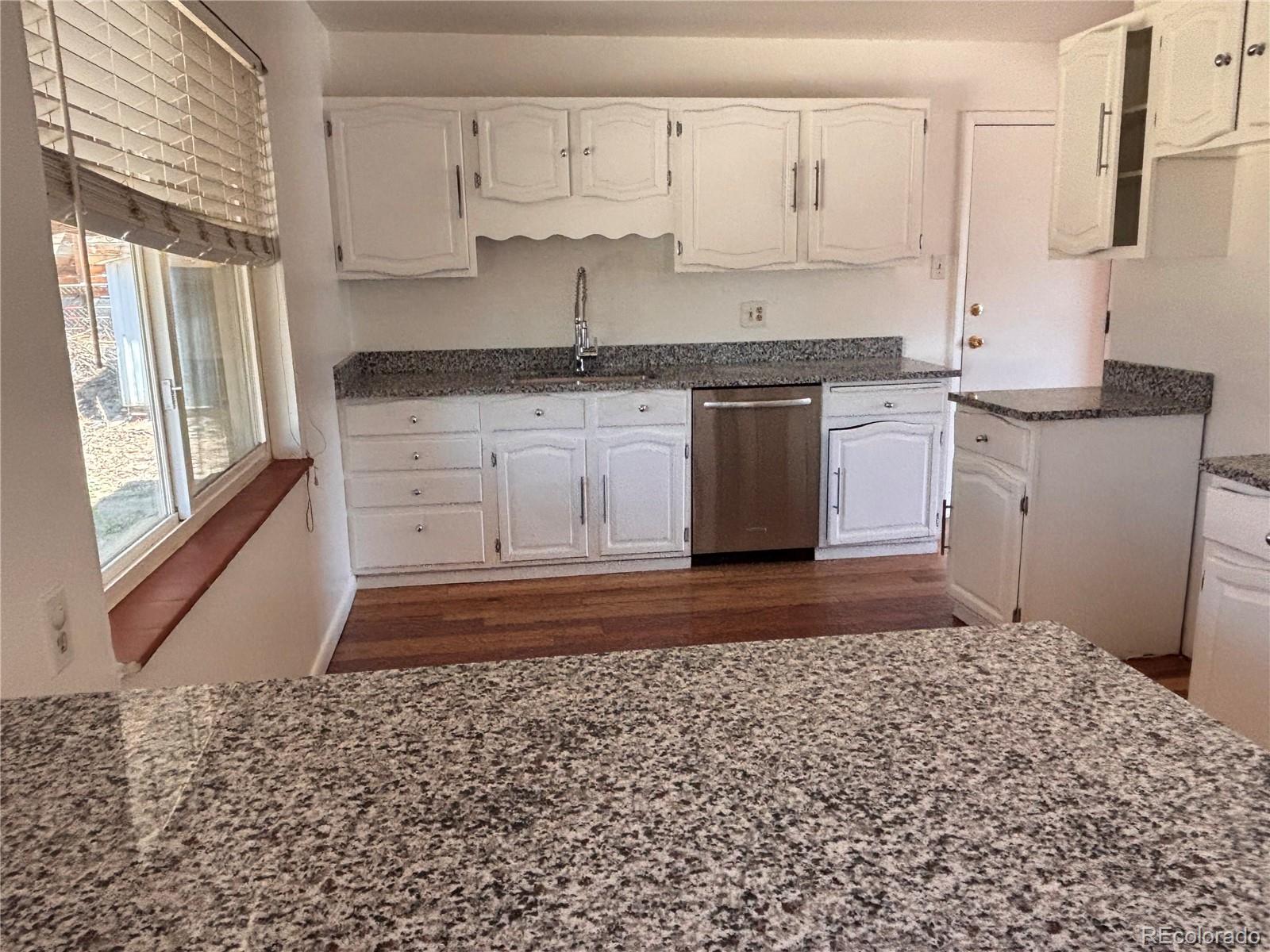 MLS Image #7 for 2771 s perry street,denver, Colorado