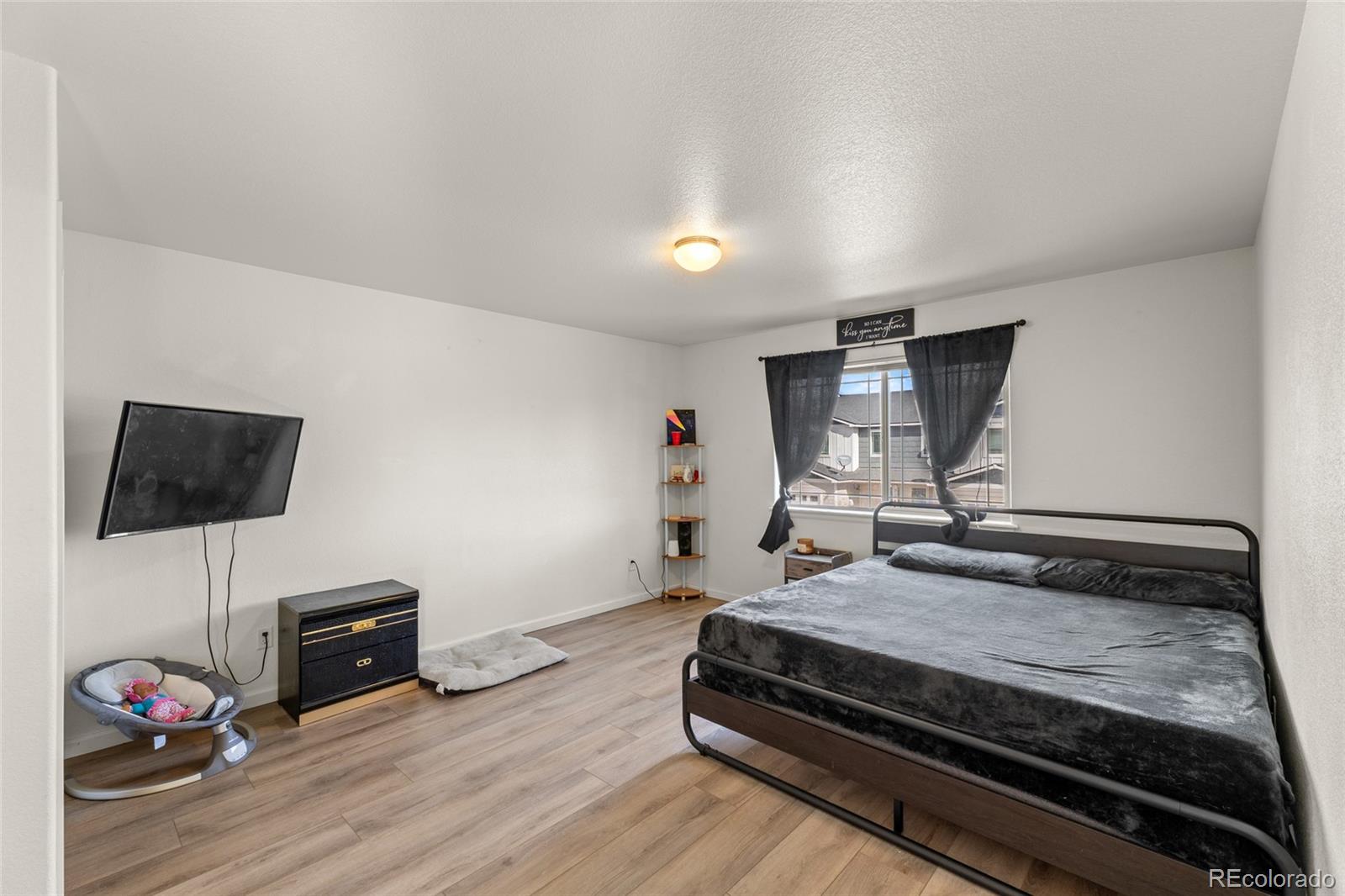 MLS Image #10 for 3145  alybar drive,wellington, Colorado