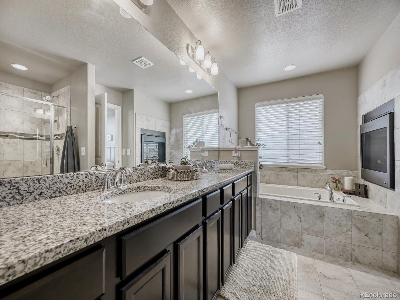 MLS Image #13 for 503  mount rainier street,berthoud, Colorado