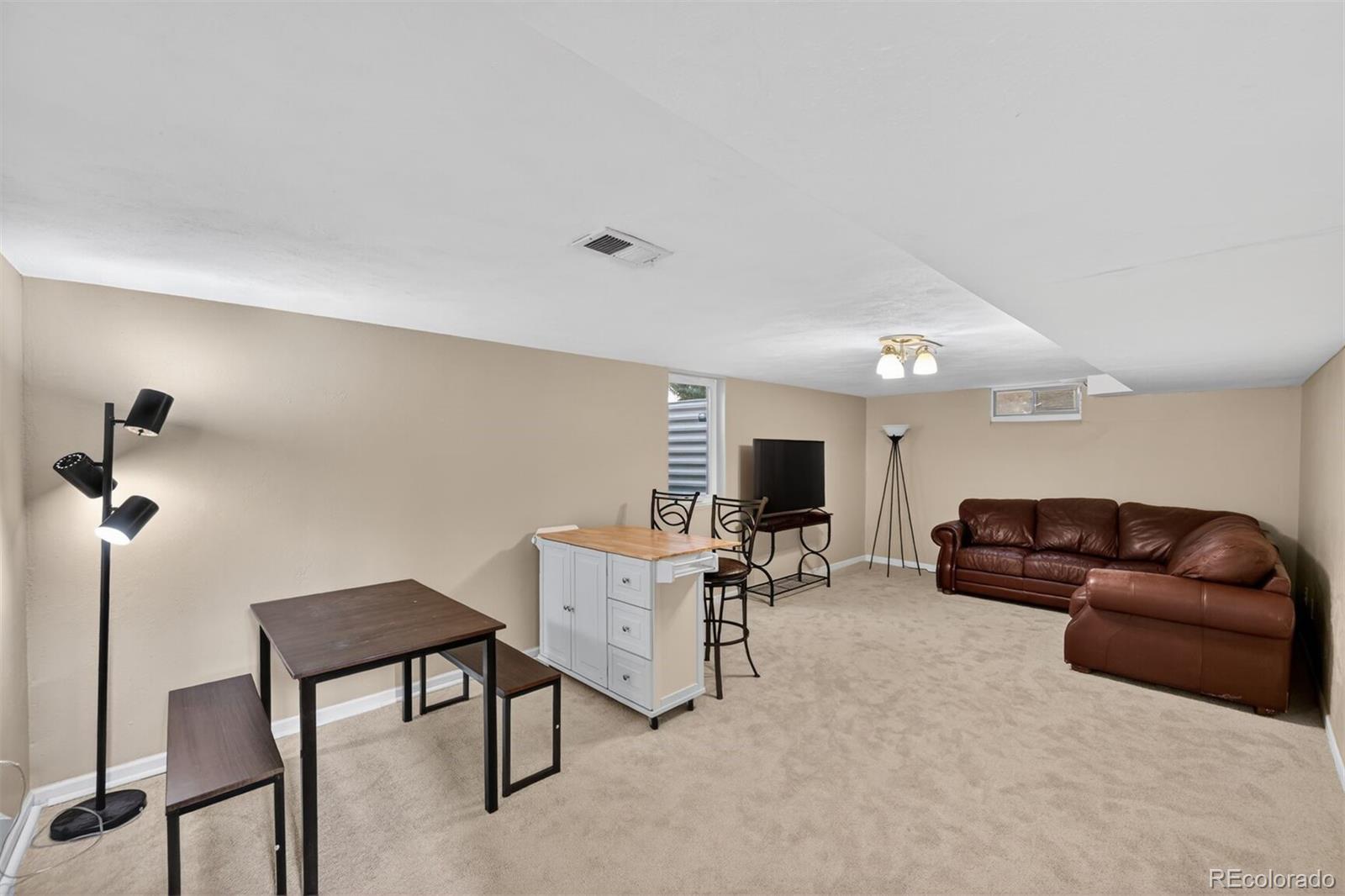 MLS Image #14 for 632 n ogden street,denver, Colorado