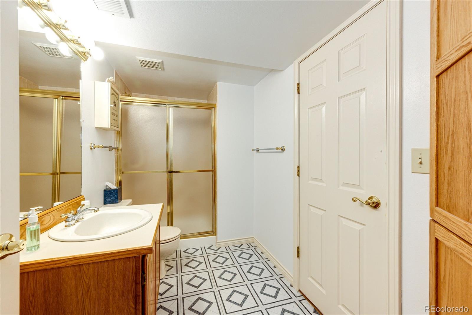 MLS Image #31 for 2550 s iris street,lakewood, Colorado